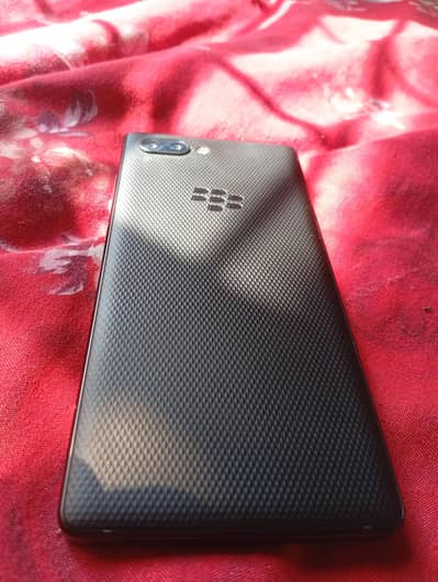 BlackBerry key 2 6gb64gb h 9.5/10 non PTA 03O51O5572 1 okara city