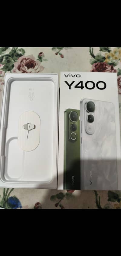 Y400 4G 8+256 for sale