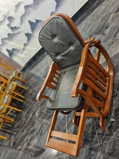 Wooden Recliner Chair with Footrest – Solid Wood (Excellent Condition)