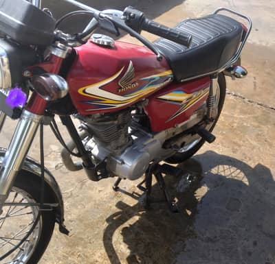 Single handed used total genuine honda 125