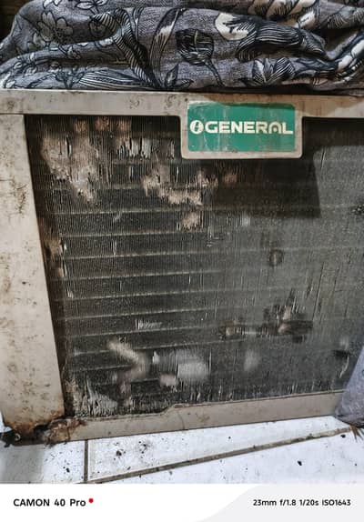 0.75 General Window kharab Ac hai 20000