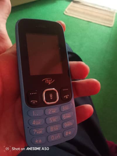 itel button waLa mobile