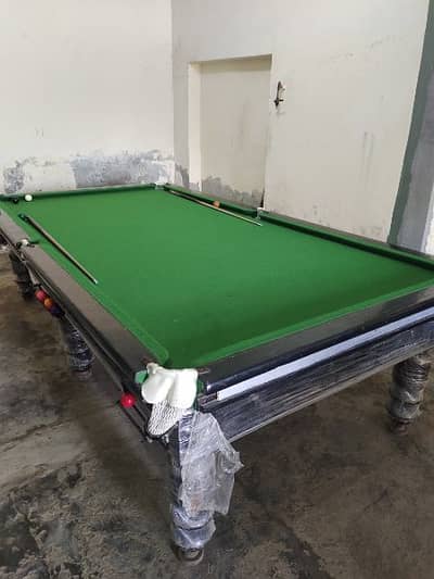 snooker single marvel 5/10 size new condition