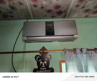 electrolux split AC 1 ton