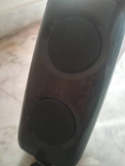 HUMMER H9 FOR SALE THE PRICE IS 6000