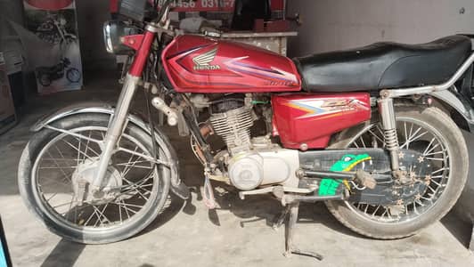 125 2016 model for sale