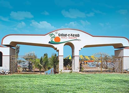 Gadap 6770 Sq Yds Farm House + Commercial + Residential Status Plot for Sale