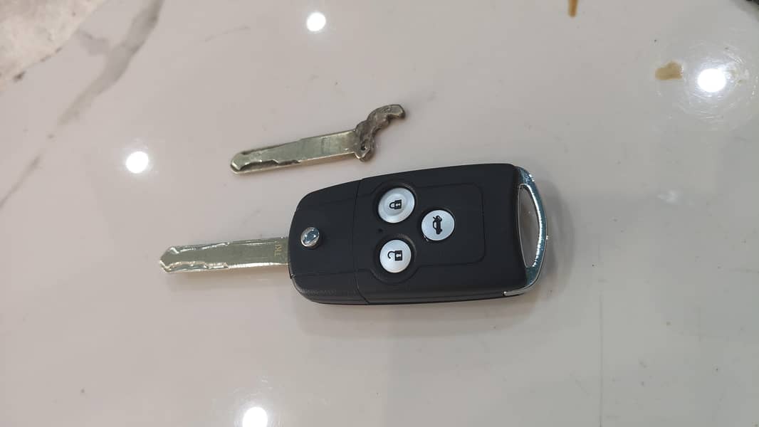 car key maker/locksmith 11