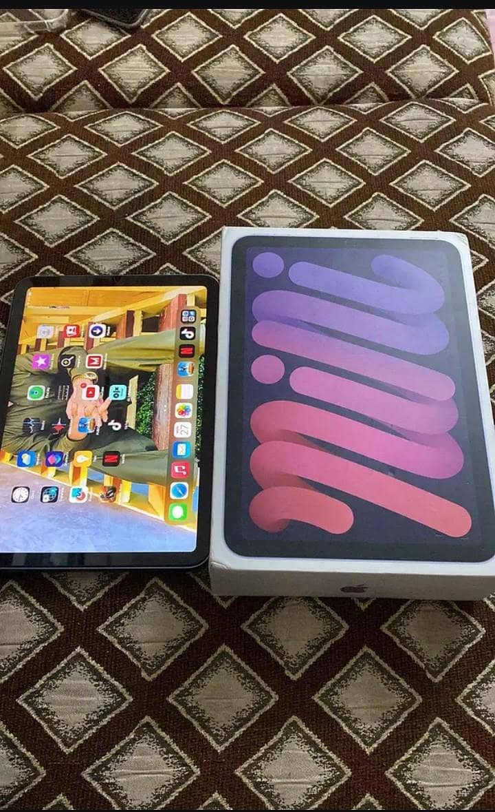 ipad mini 6 with box 0
