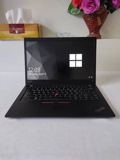 Lenovo Thinkpad T490 | i7 8th Gen | 16/512