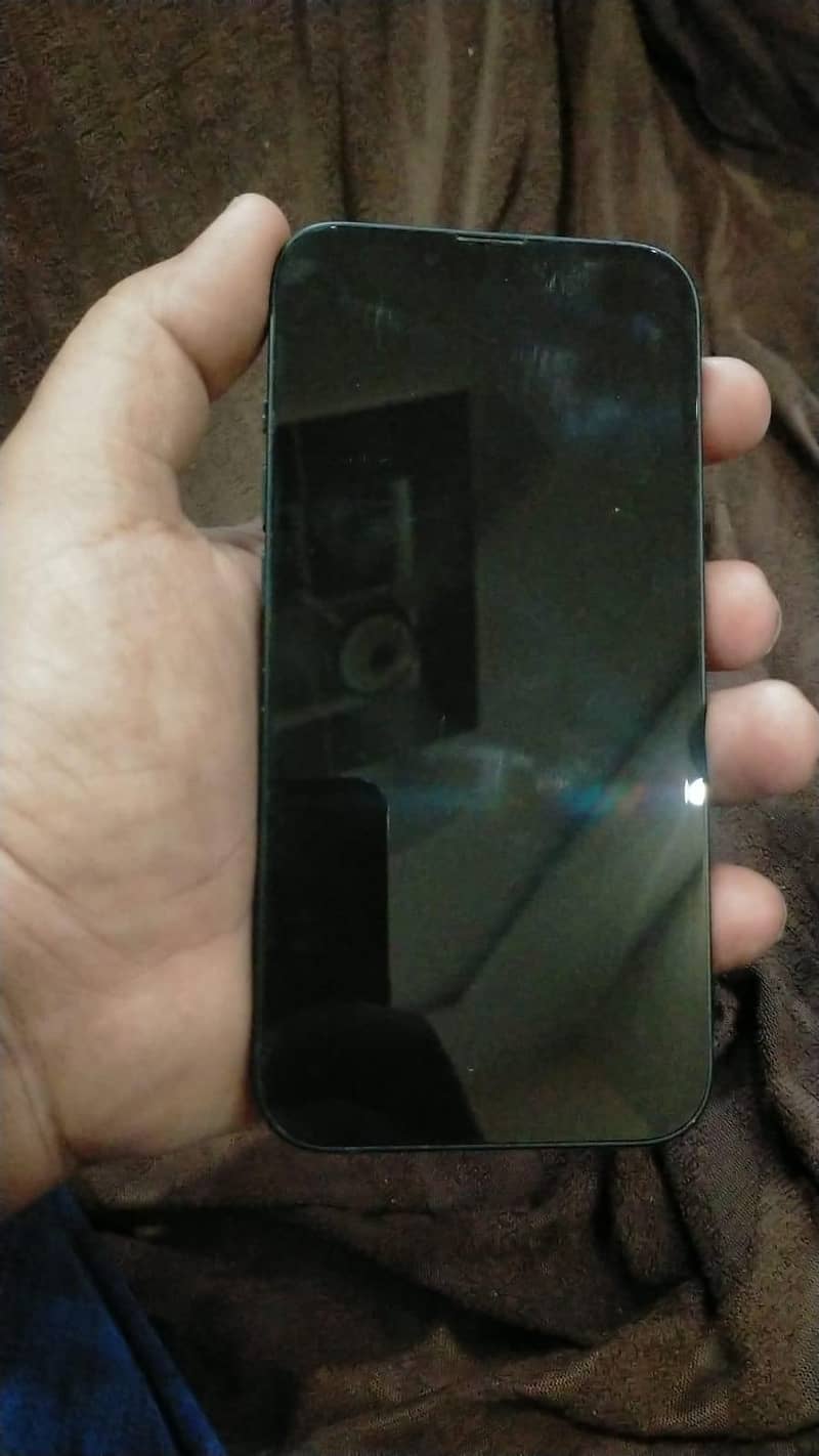 iphone 13 locked 0