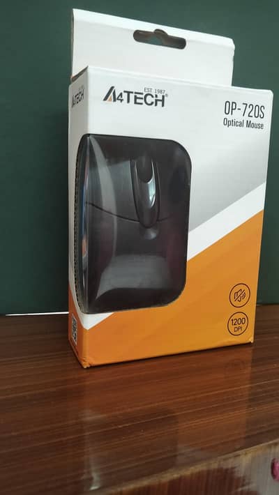 A4TECH silent click mouse (almost new)