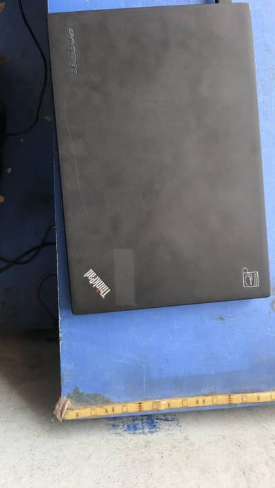 lenovo think pad laptop for sall