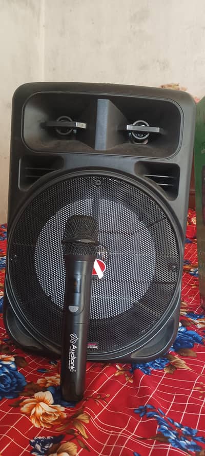 ڈبہ فارسیل کنڈیشن 10بای 10 ہےصرف تین ماہ استعمال ہواہے