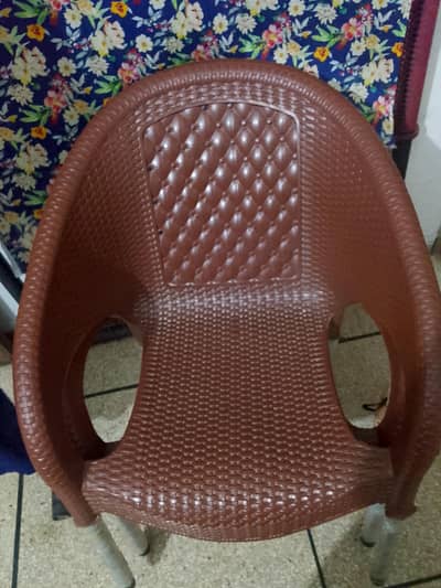 3 CHAIR 3000 KI HAA URGENT SALE