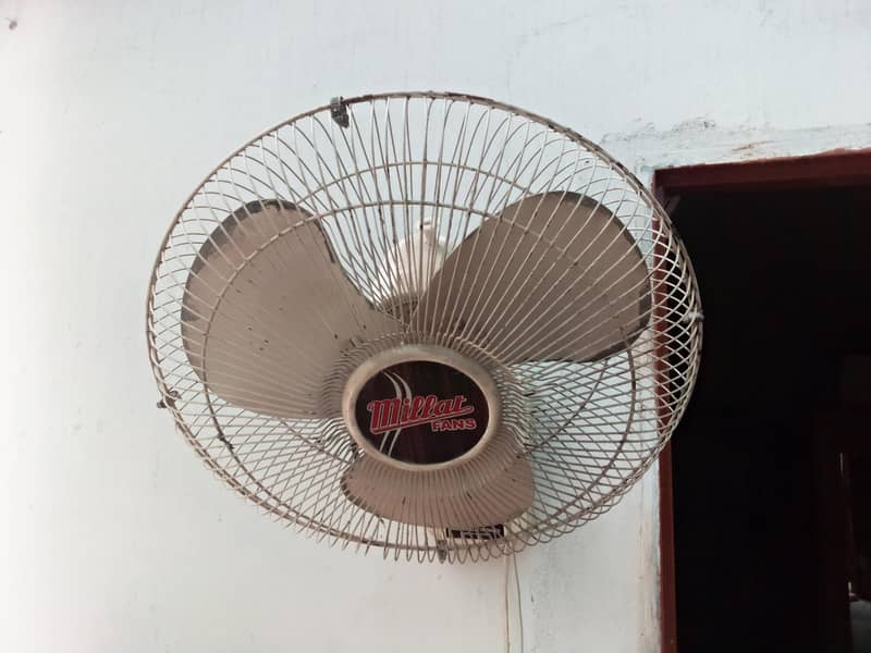 Bracket Fan 1