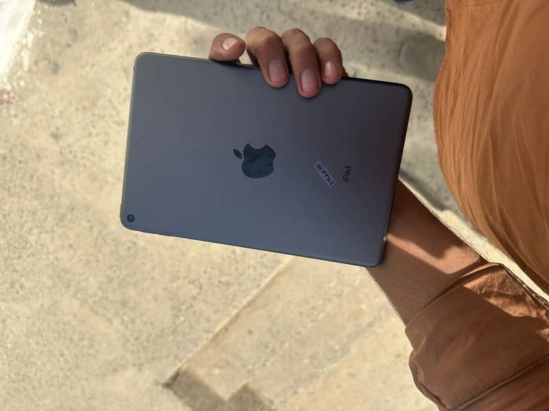 IPAD MINI 5 1