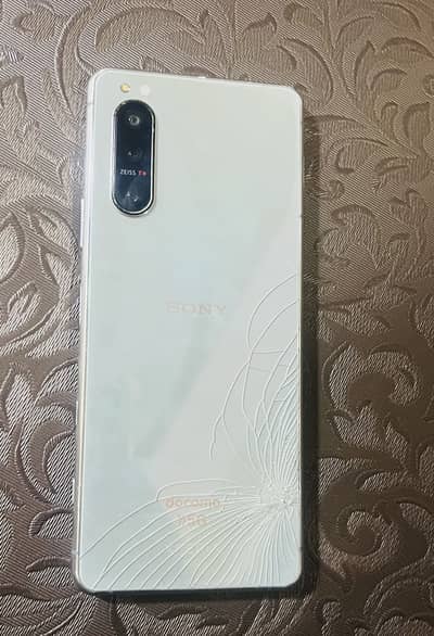 :   Sony Xperia 5 II/III Docomo - Back Crack - 5G