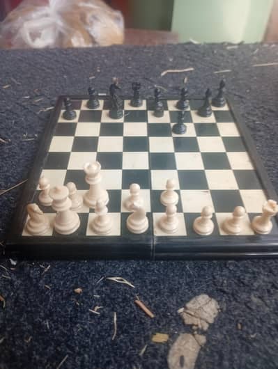 chess 5 inch good condition