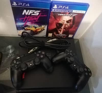 PlayStation 4 slim 1tb