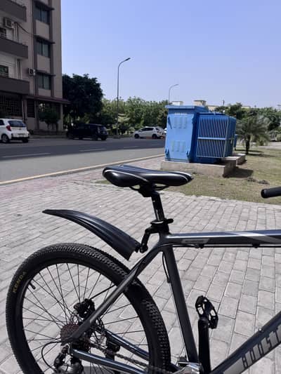 26 number Cycle Almost new cycle,