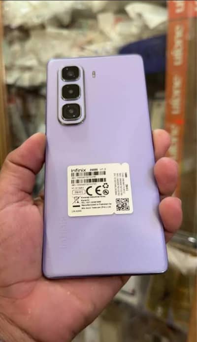 Infinix hot 50 pro plus ha. 10/10 . sell Karna ha