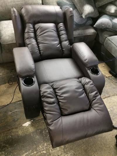 Recliner massager
