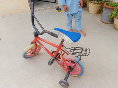 cycle good working condition 4 to 6 years child