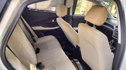 Changan alsvin lumiere 1.5  Bater Honda city Toyota Yaris