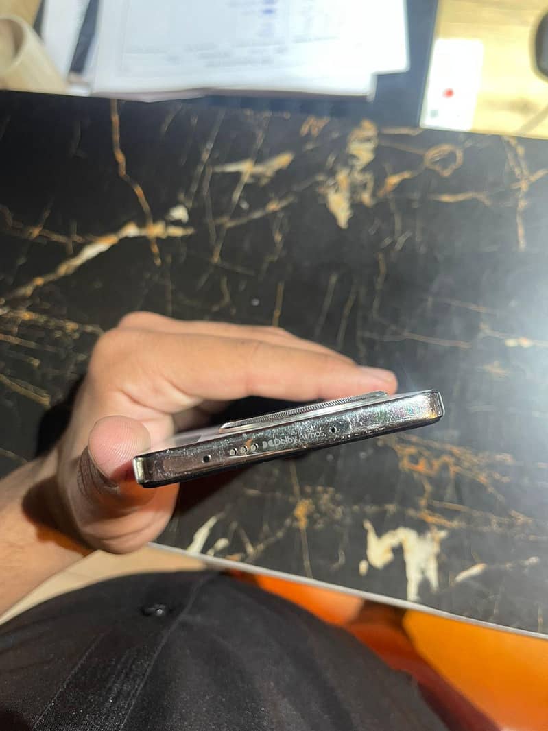 mobile back corner damage 4