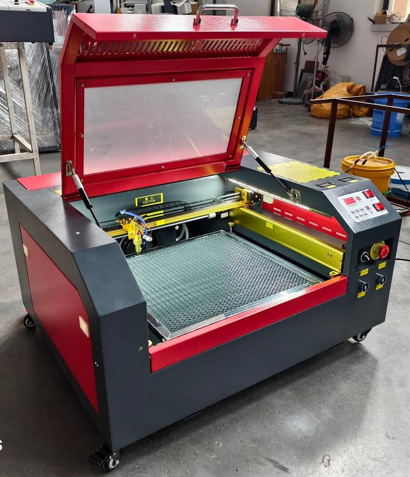 CNC laser cutting machine 9