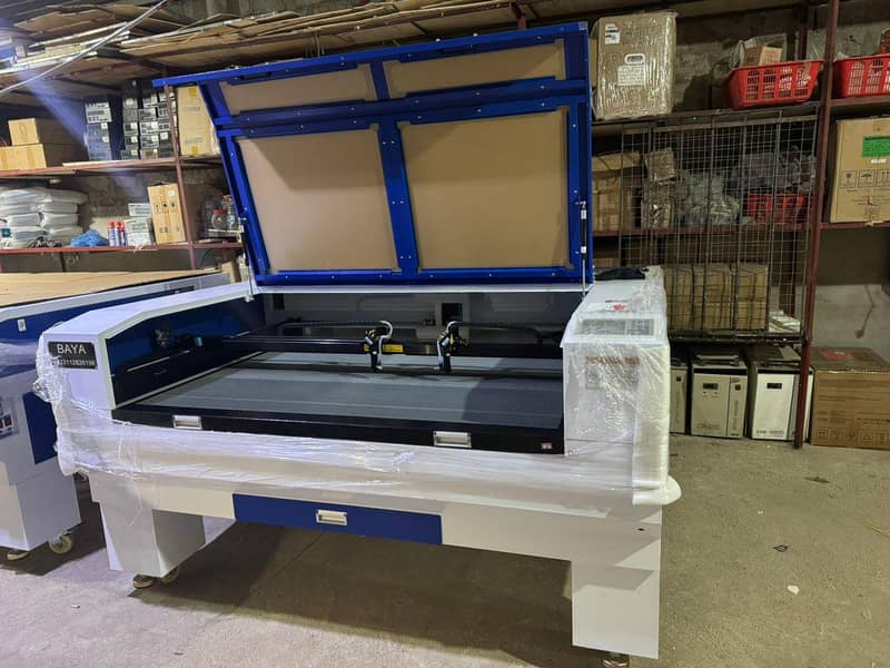 CNC laser cutting machine 15
