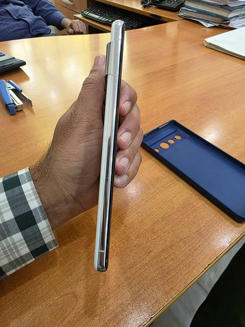 Google Pixel 7 Pro 4