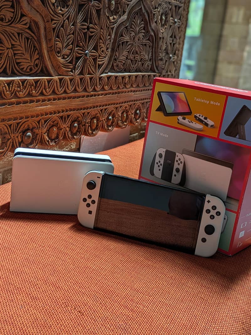 Nintendo switch OLED Model 1