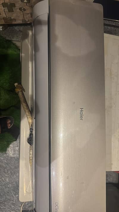 URGENT HAIER DC INVERTER AC FOR SALE