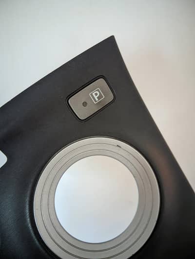 Toyota Prius (2010-15) Gear Shifter Trim Panel