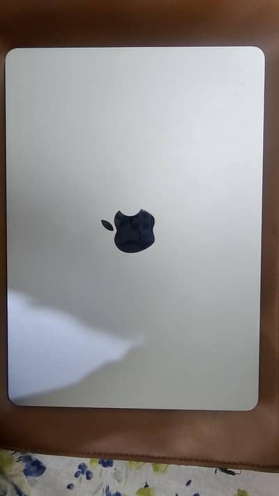 MacBook M4 – Minor Screen Spot – Perfect Working