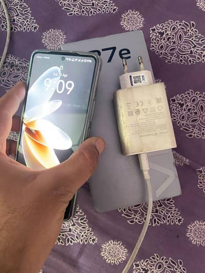 vivo v27e 8/256