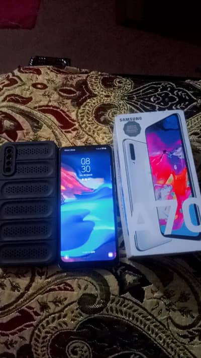 Samsung Galaxy a70