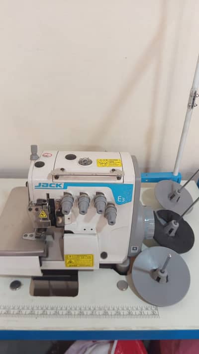 JACK E3-5 Overlock Machine