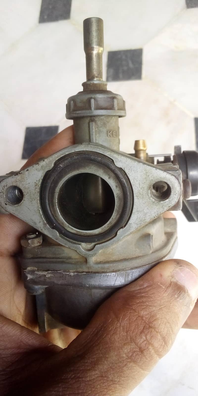 carburator 12