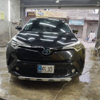 Toyota C-HR 2017 Hybrid G | Islamabad Reg | Neat Clean | Urgent Sale