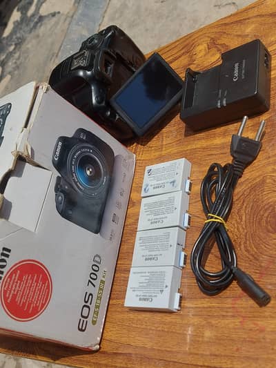 Canon 700D autofocus condition 10/10