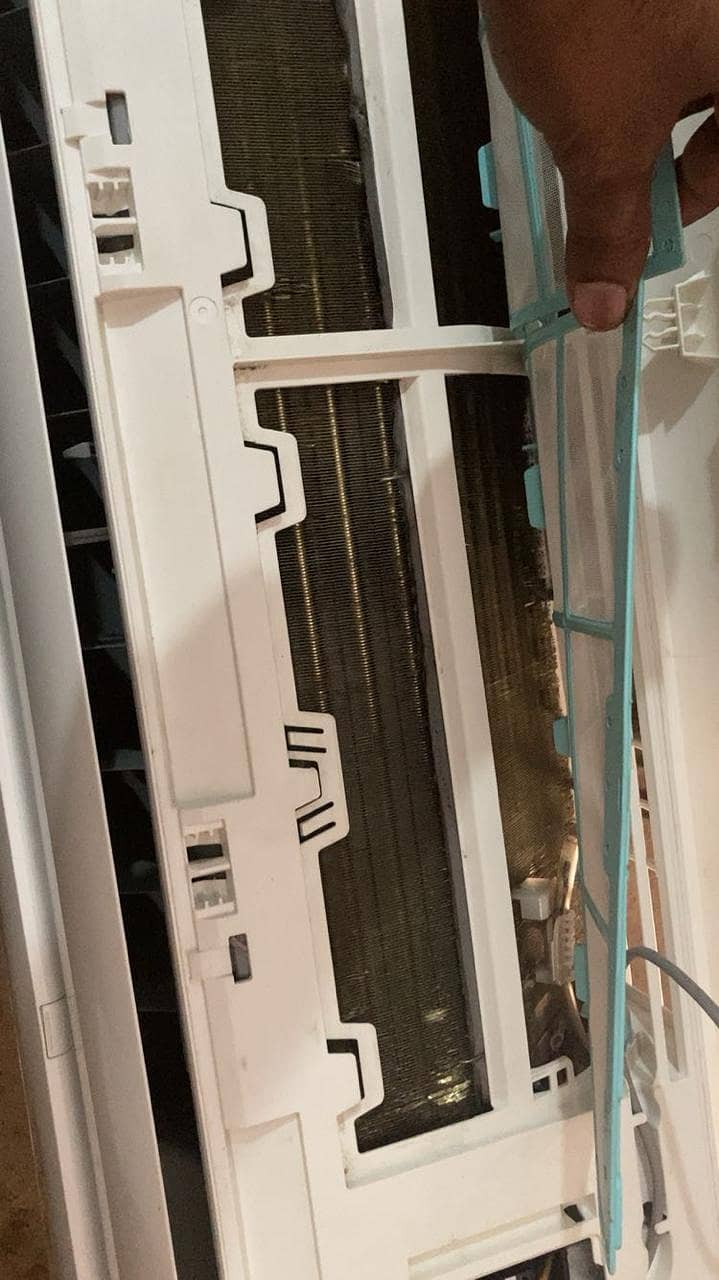 اس پہ لیٹ اینڈ کنڈیشنر ڈولنس انورٹر اے سی ایک منٹ 3