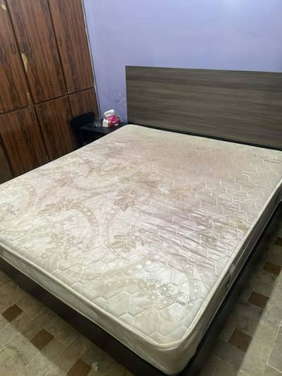 Mattress king size