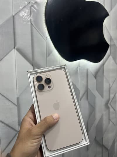 Apple iPhone 16 Pro Max