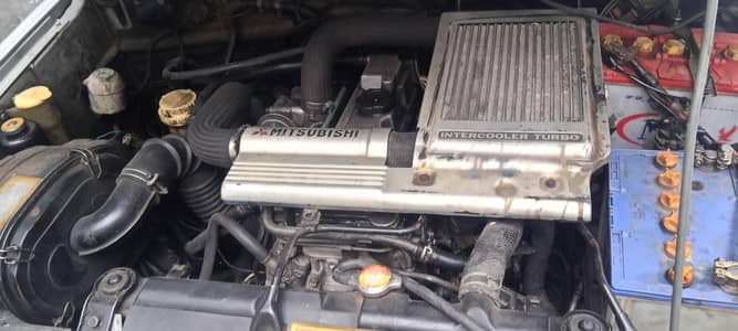 Mitsubishi Pajero 5 door gls silver 1994,95
