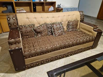 5 seater sofa set available