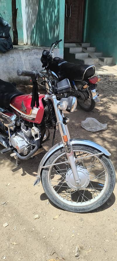 Honda 125 self start original condition