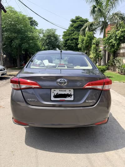 Yaris GLI total genuine seal pack condition Family used in lahore